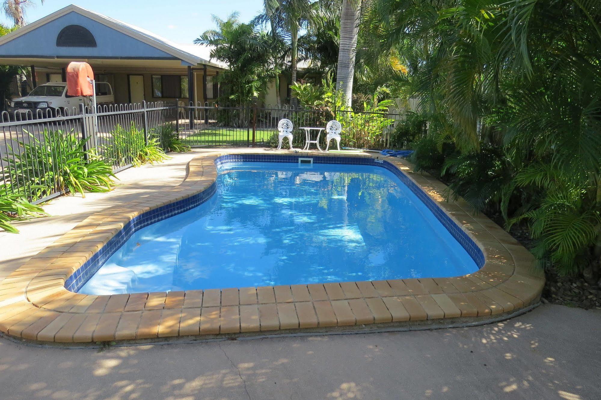 Biloela Palms Motor Inn Extérieur photo